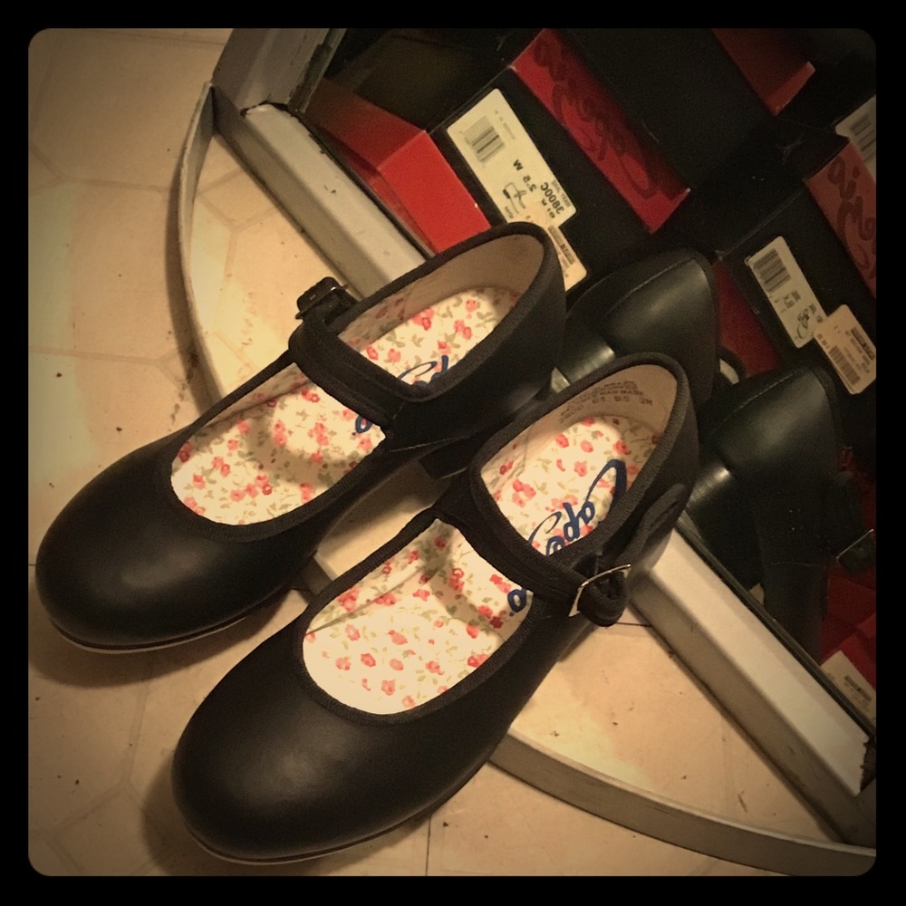 Girl’s black Matte leather tap shoe